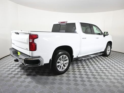Used 2022 Chevrolet Silverado 1500 LTZ image 7