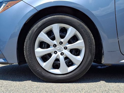 Used 2024 Toyota Corolla LE FWD image 11