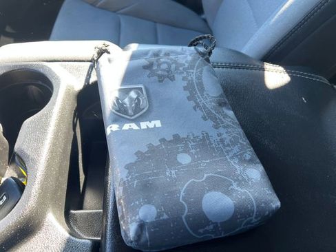 Used 2019 RAM 1500 Big Horn image 33