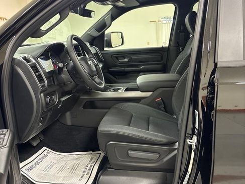 New 2026 RAM 1500 Express AWD/4WD image 10