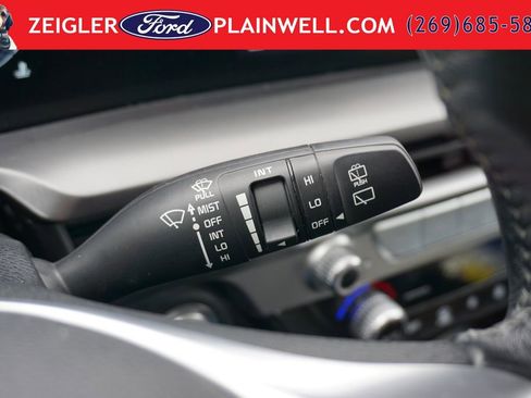 Used 2025 Kia Telluride S AWD/4WD image 31