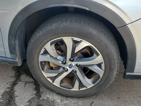 Used 2021 Subaru Outback Limited AWD/4WD image 9
