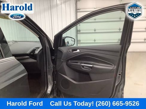 Used 2018 Ford Escape SE w/ SE SYNC Package AWD/4WD image 11