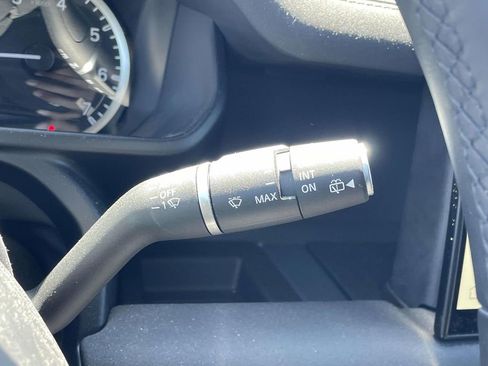 Used 2023 Land Rover Defender 130 X-Dynamic SE AWD/4WD image 39