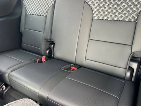 New 2026 GMC Acadia Denali w/ Super Cruise Package FWD image 12