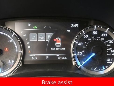 Used 2023 Toyota Highlander LE image 13