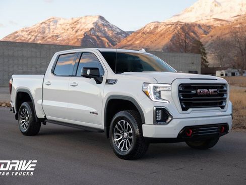 Used 2022 GMC Sierra 1500 AT4 w/ AT4 Premium Package image 1