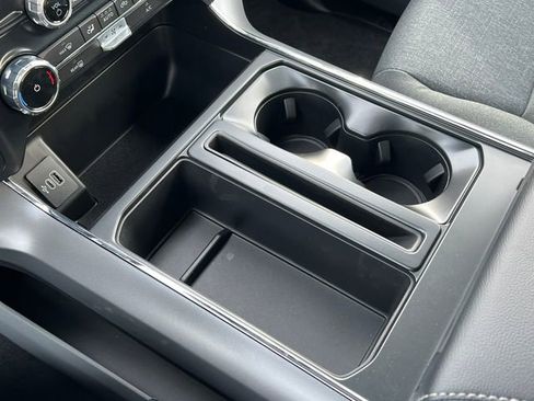 New 2026 Ford F150 XLT w/ XLT Chrome Appearance Package image 36