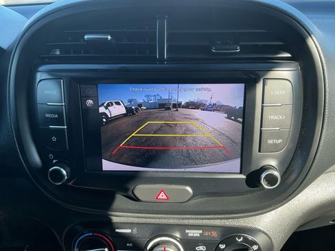 Used 2024 Kia Soul LX w/ Option Group 015 image 26