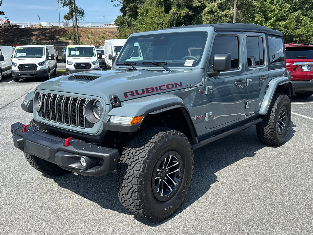 Used 2026 Jeep Wrangler Unlimited Rubicon w/ Xtreme 35 Tire Package AWD/4WD image 3