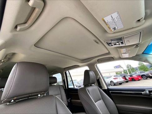 Used 2023 Lexus GX 460 Premium w/ Premium Plus Package AWD/4WD image 12