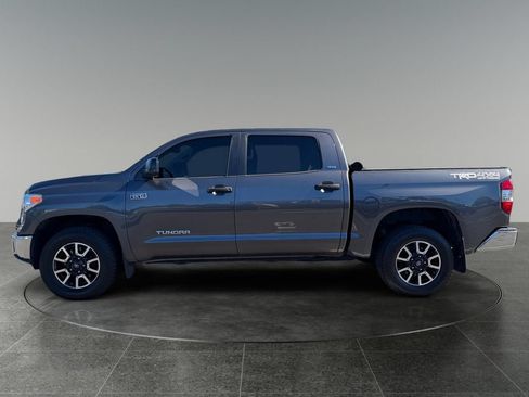 Used 2015 Toyota Tundra SR5 w/ TRD Off Road Package AWD/4WD image 5