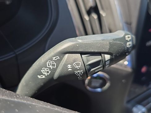 Used 2024 Ford Edge Titanium AWD/4WD image 27