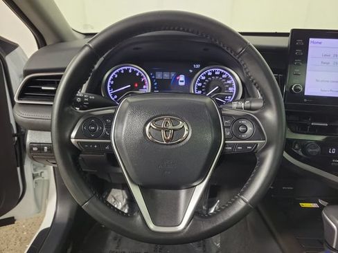 Used 2023 Toyota Camry XLE FWD image 28