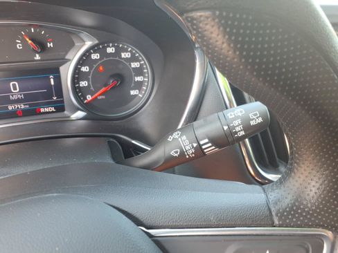 Used 2023 Chevrolet Equinox LT FWD image 25