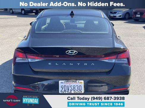 Certified 2023 Hyundai Elantra SEL image 5
