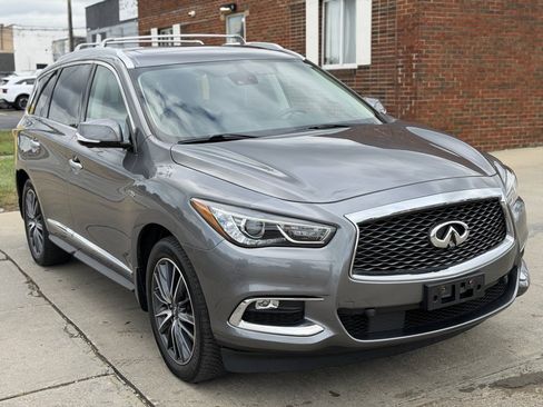 Used 2019 INFINITI QX60 Luxe w/ Sensory Package image 3