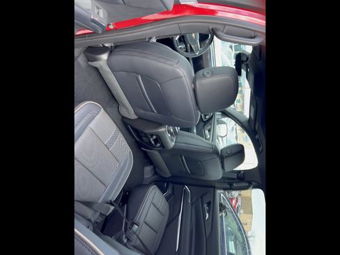 New 2026 Chevrolet Traverse High Country w/ LPO, Floor Liner Package image 8