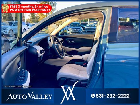 Used 2025 Honda HR-V LX image 13