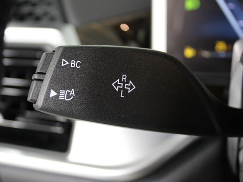 New 2026 BMW X5 sDrive40i w/ Climate Comfort Package image 29