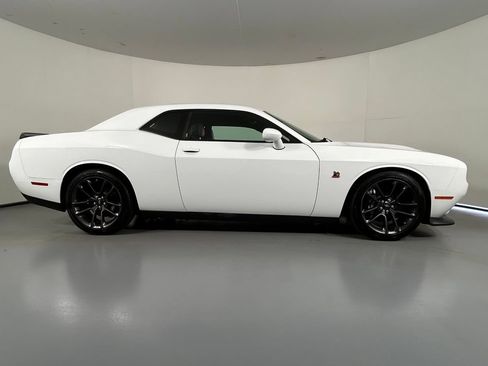 Used 2021 Dodge Challenger R/T Scat Pack RWD image 8