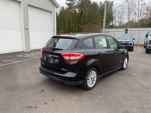 Used 2017 Ford C-MAX SE image 5