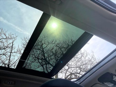 Certified 2024 BMW X7 xDrive40i w/ Premium Package image 13