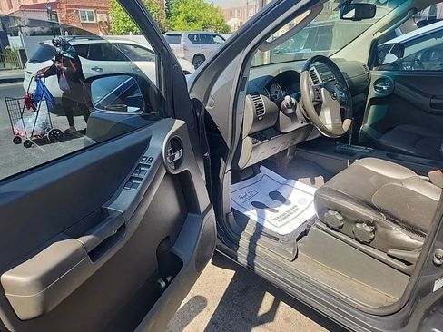 Used 2012 Nissan Xterra PRO-4X w/ Pro-4x Leather Pkg image 5