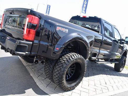 Used 2025 Ford F350 Lariat image 36