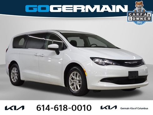 Used 2023 Chrysler Voyager LX image 7