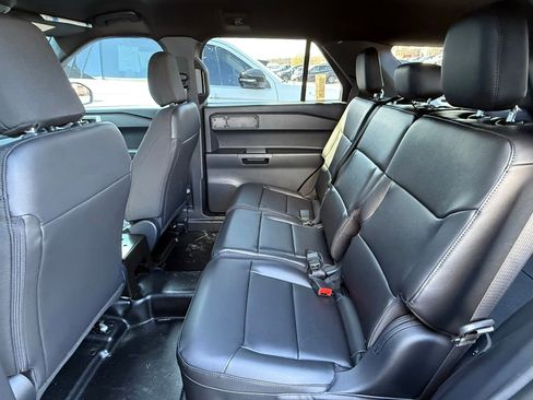 New 2026 Ford Explorer 4WD Police Interceptor image 17