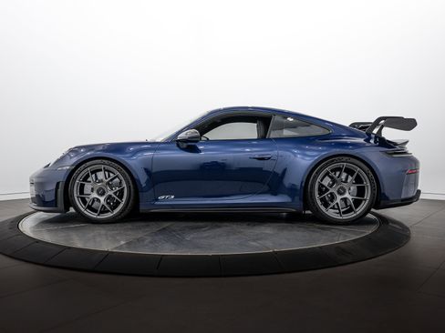 Certified 2025 Porsche 911 GT3 RWD image 2