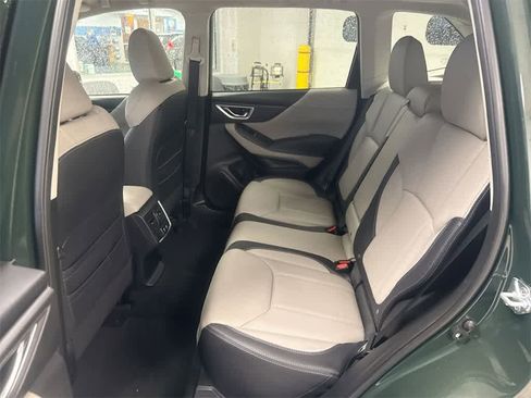 Used 2024 Subaru Forester Limited image 20