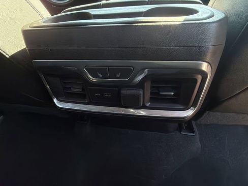 Used 2019 GMC Sierra 1500 SLT w/ SLT Premium Plus Package image 17