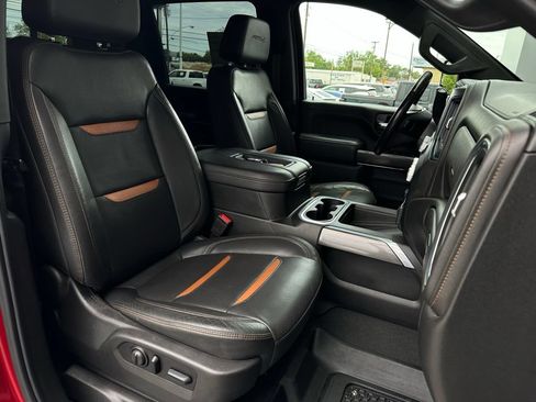 Used 2022 GMC Sierra 2500 AT4 w/ AT4 Preferred Package AWD/4WD image 17