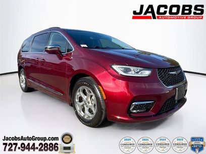 Used 2022 Chrysler Pacifica Limited
