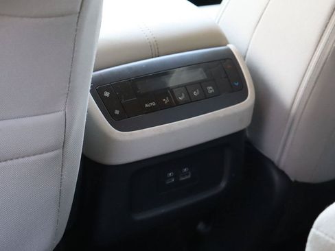 Used 2023 Nissan Pathfinder SV FWD image 20