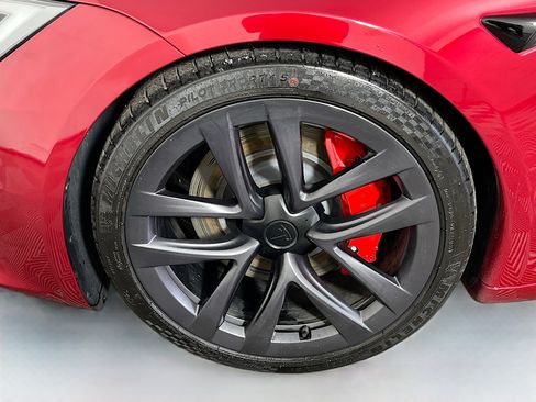 Used 2023 Tesla Model S Plaid image 27