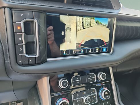 Used 2024 GMC Yukon Denali w/ Max Trailering Package AWD/4WD image 16