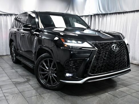Used 2024 Lexus LX 600 F Sport image 3