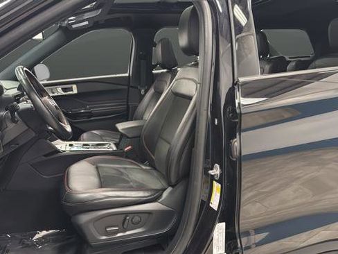 Used 2022 Ford Explorer ST-Line AWD/4WD image 9