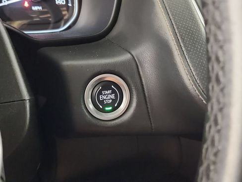 Used 2021 GMC Yukon SLT AWD/4WD image 24