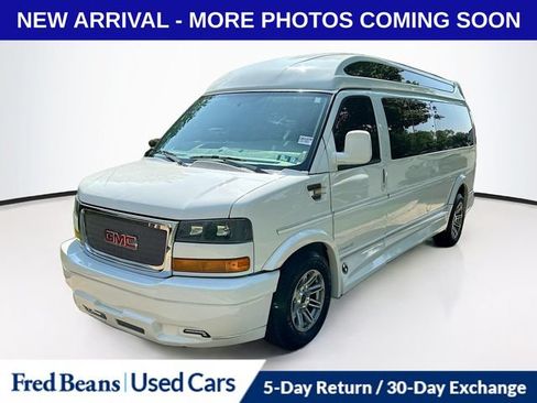 Used 2016 GMC Savana 2500 Extended RWD image 3