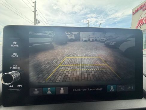 Used 2025 Honda Pilot Touring image 26