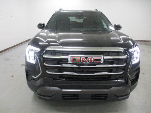 New 2026 GMC Terrain Elevation w/ Elevation Premium Package FWD image 2