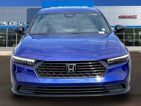 Used 2023 Honda Accord Sport image 2
