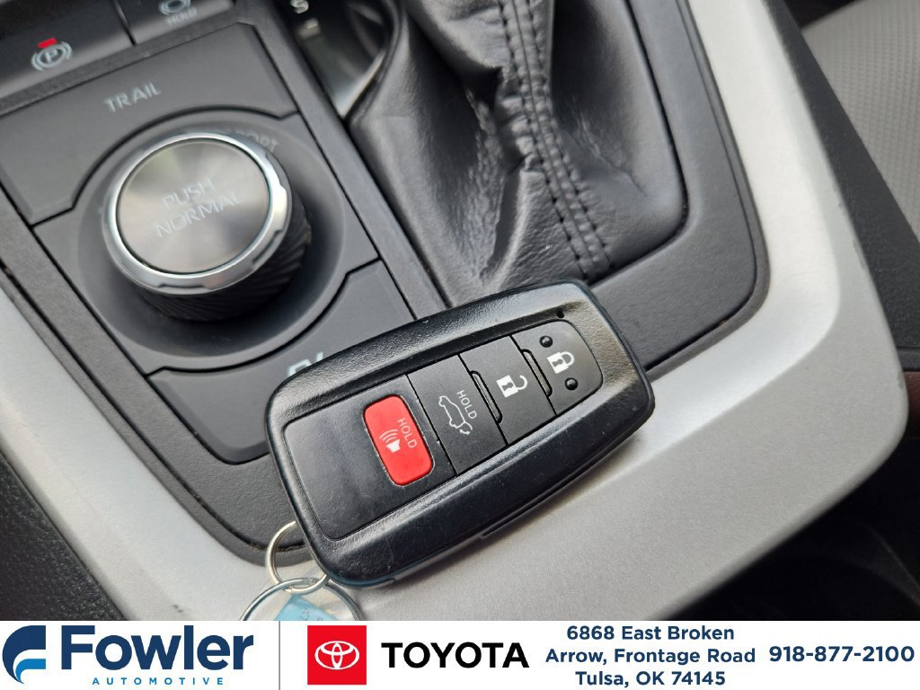 Used 2024 Toyota RAV4 Limited AWD/4WD image 25