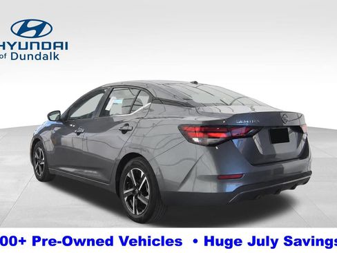 Used 2025 Nissan Sentra SV FWD image 2