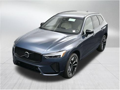 New 2026 Volvo XC60 T8 Plus w/ Protection Package Premier AWD/4WD image 20