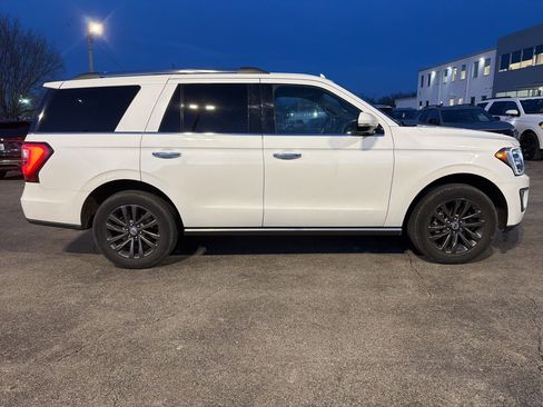 Used 2021 Ford Expedition Limited image 4